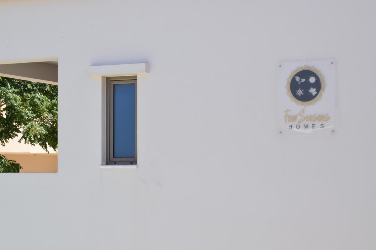 Four Seasons Homes ستالوس المظهر الخارجي الصورة