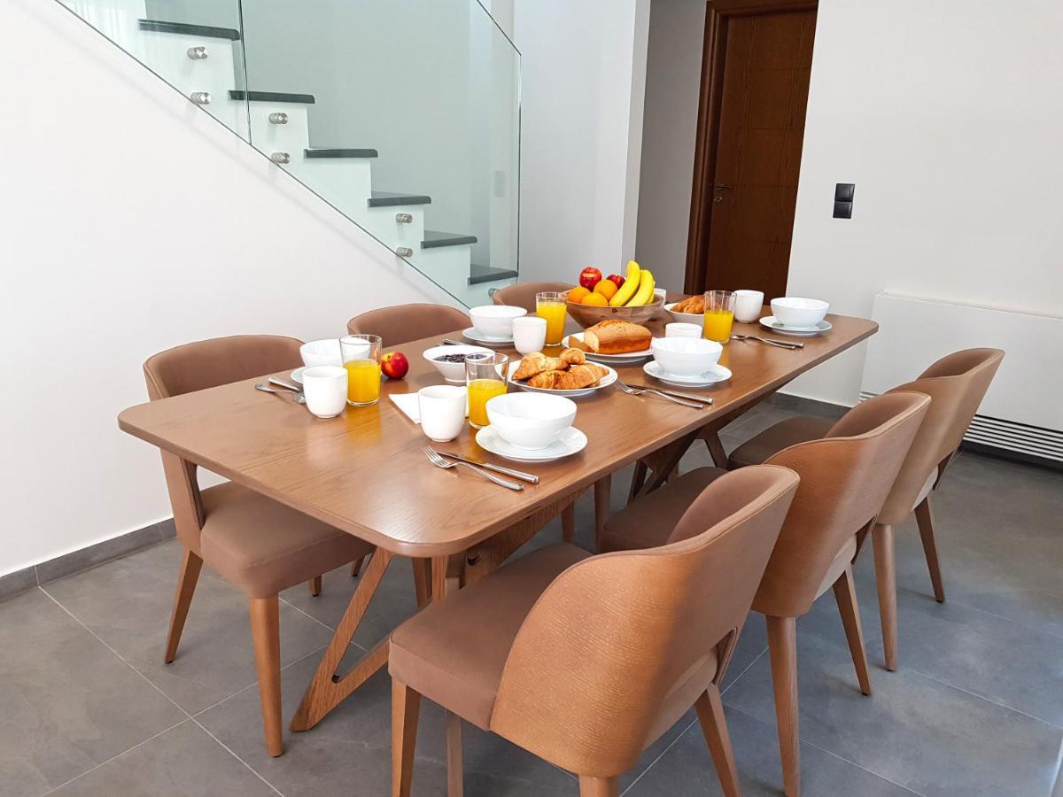 Four Seasons Homes ستالوس المظهر الخارجي الصورة